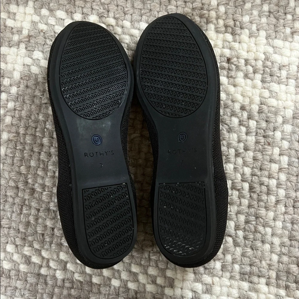 Rothys The Flat Classic Black Round Toe 7 Ballet Comfort Slip On Flexible - Picture 4 of 7